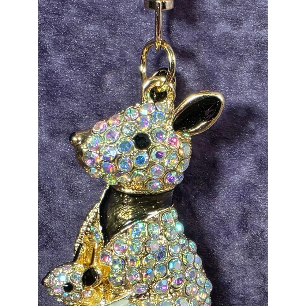 N/A sparkling kangaroo